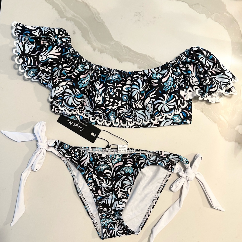 NWT - Tempt Me Cheeky Hipster Off Shoulder Ruffle Two Piece Bikini Black Floral